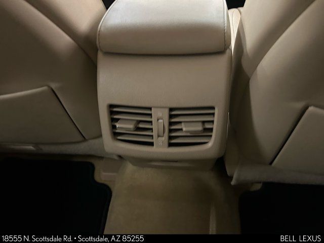 Used 2014 Lexus ES 300h w/ Premium Package w/Bamboo Trim FWD image 16
