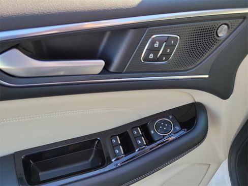 Certified 2020 Ford Edge Titanium image 16