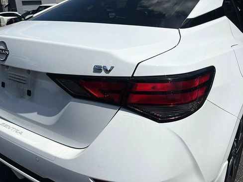 Certified 2024 Nissan Sentra SV FWD image 16
