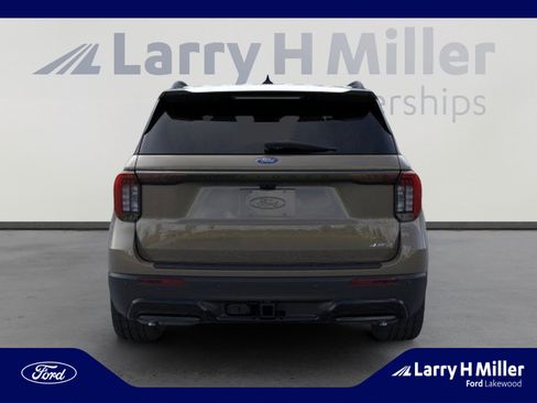 New 2026 Ford Explorer ST-Line w/ ST-Line Street Pack image 5