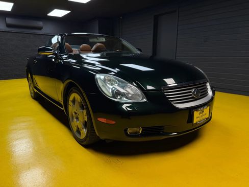 Used 2005 Lexus SC 430 Convertible image 3