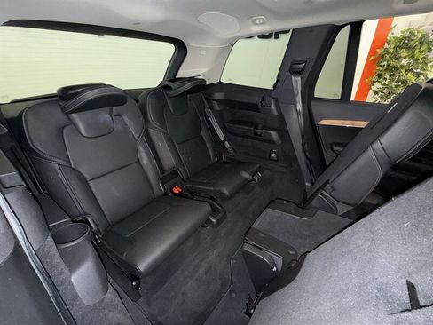 Used 2020 Volvo XC90 T6 Inscription w/ Protection Package Premier AWD/4WD image 32