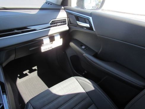 New 2026 Mitsubishi Outlander SE FWD image 19