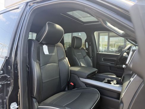 New 2026 RAM 3500 Laramie AWD/4WD image 21