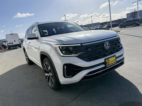 New 2025 Volkswagen Atlas SEL Premium R-Line image 8