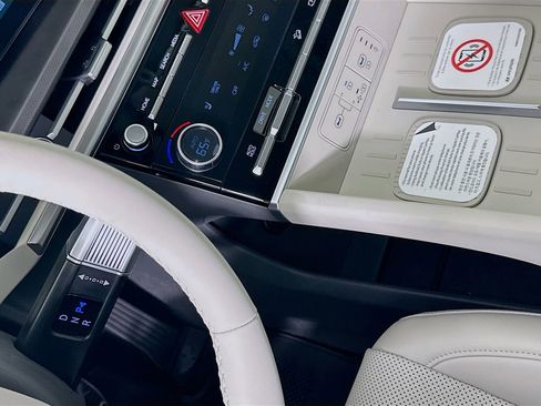 New 2026 Hyundai Santa Fe SEL image 14