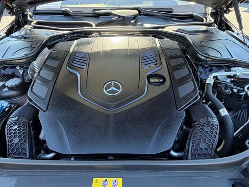 Certified 2019 Mercedes-Benz S 560 Sedan image 31