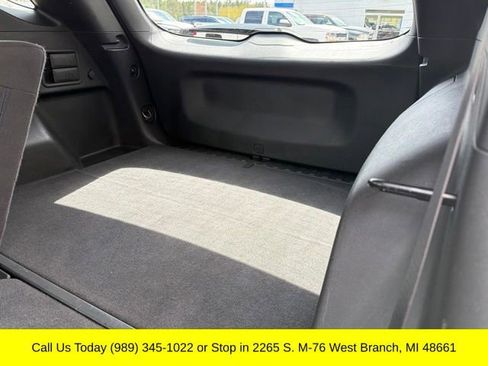 Used 2019 Chevrolet Equinox LT w/ Driver Convenience Package AWD/4WD image 33