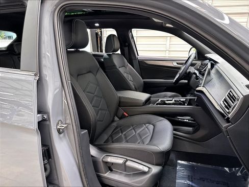 New 2026 Volkswagen Atlas Cross Sport SE AWD/4WD image 11