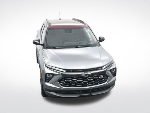 Used 2025 Chevrolet TrailBlazer RS w/ Convenience Package FWD image 25