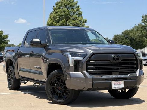 Used 2022 Toyota Tundra SR5 AWD/4WD image 2