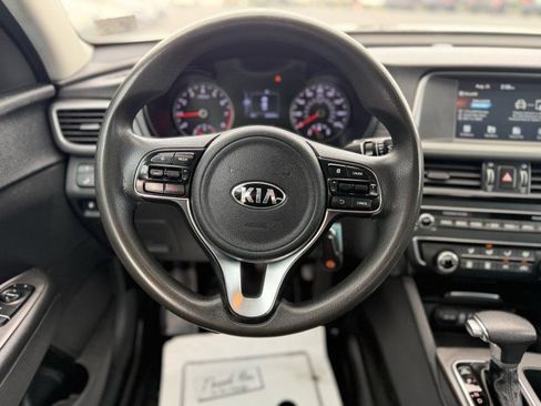 Used 2018 Kia Optima LX w/ Convenience Package FWD image 9