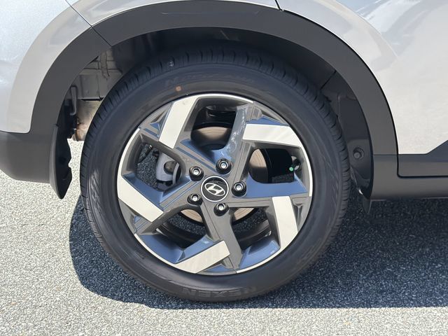 New 2026 Hyundai Venue SEL FWD image 19
