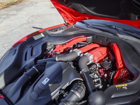 Used 2019 Ferrari Portofino image 17