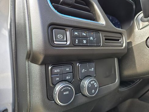 Used 2024 Chevrolet Tahoe RST w/ Luxury Package AWD/4WD image 19