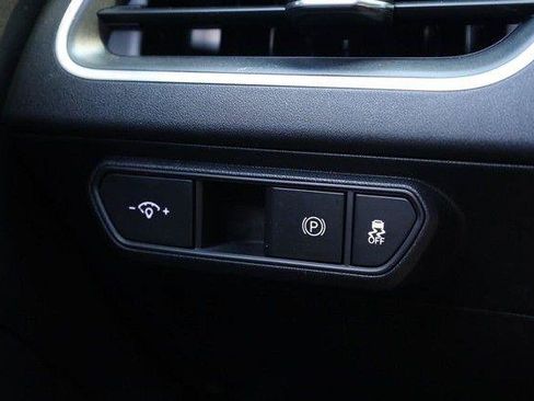 Used 2025 Kia K4 FWD image 18