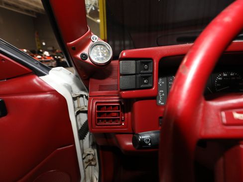 Used 1992 Ford Mustang GT RWD image 57