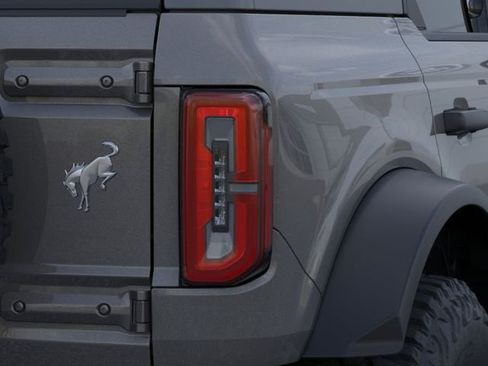 New 2026 Ford Bronco Badlands AWD/4WD image 23