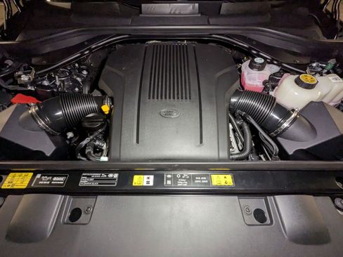 New 2025 Land Rover Range Rover Sport Autobiography image 18