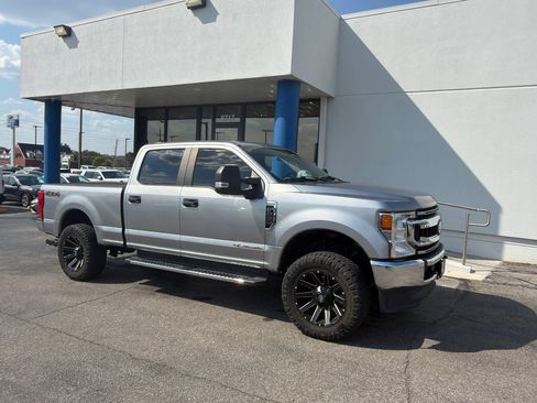 Used 2020 Ford F250 XL w/ STX Appearance Package AWD/4WD image 1