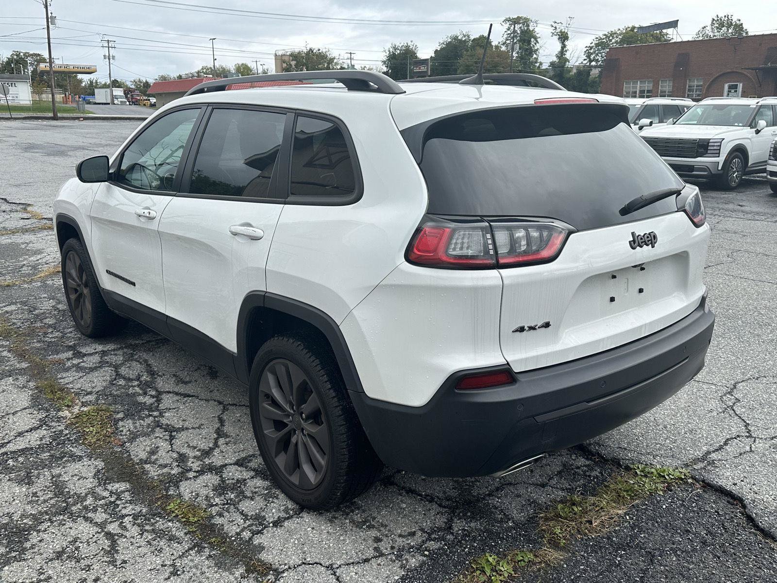 Used 2021 Jeep Cherokee Latitude Lux 80th Anniv w/ Quick Order Package 26U 80TH AWD/4WD image 6