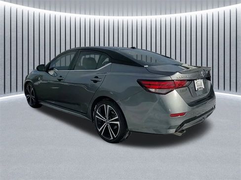 Used 2020 Nissan Sentra SR image 10