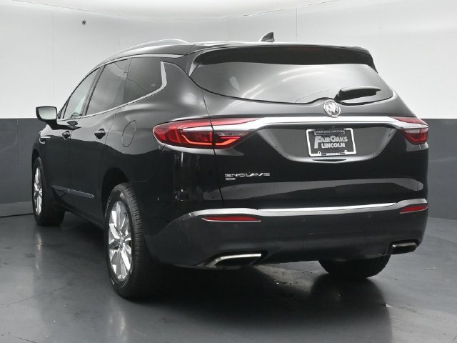 Used 2020 Buick Enclave Premium w/ Sun and Sites Package AWD/4WD image 6