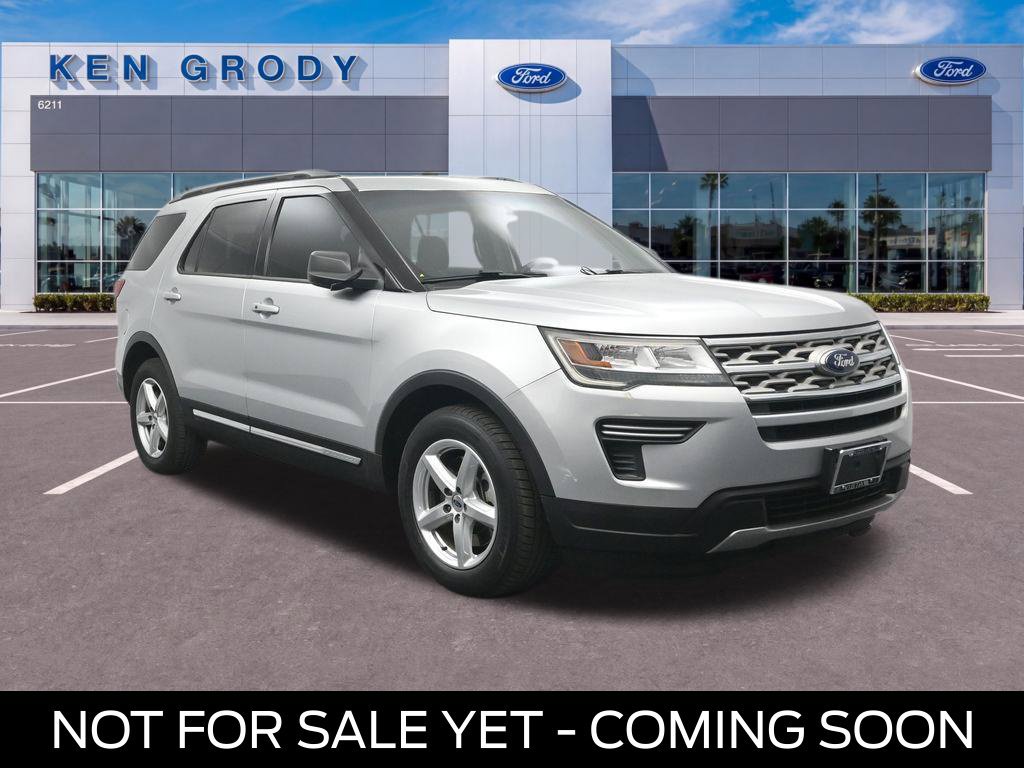 Used 2018 Ford Explorer XLT FWD image 1
