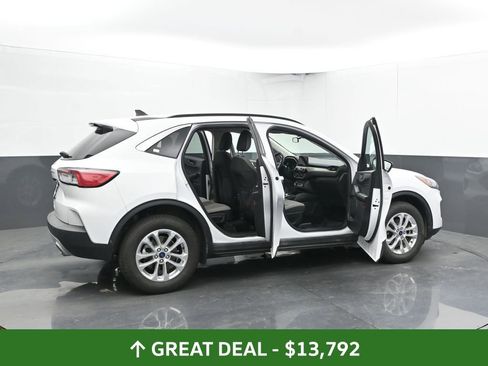 Used 2022 Ford Escape SE w/ Convenience Package image 53