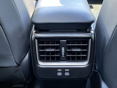 Used 2025 Toyota Crown Platinum image 26