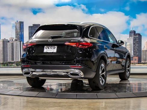 Certified 2025 Mercedes-Benz GLC 350e GLC 350e image 8