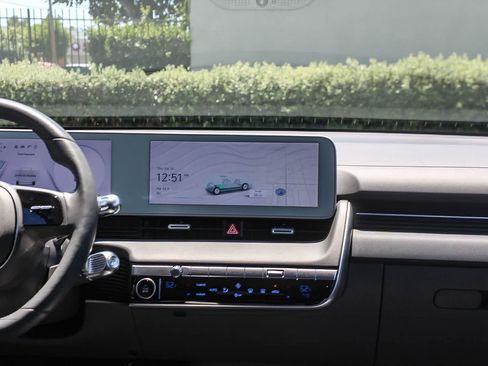 Certified 2024 Hyundai Ioniq 5 SEL RWD image 17