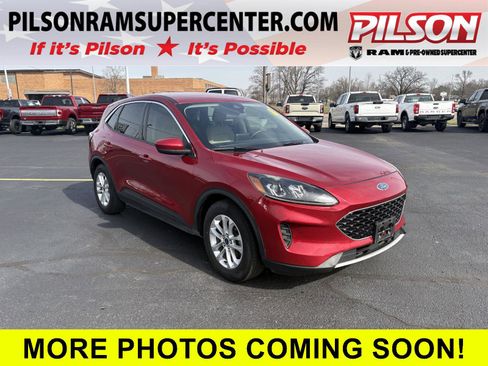 Used 2020 Ford Escape SE image 1
