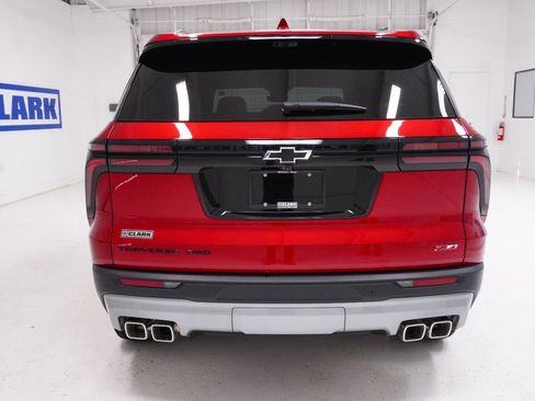 New 2026 Chevrolet Traverse Z71 w/ Enhanced Driving Package AWD/4WD image 6
