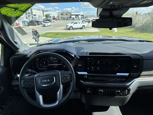 Used 2023 GMC Sierra 1500 Elevation AWD/4WD image 16