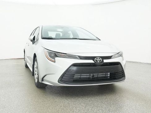New 2026 Toyota Corolla LE image 31