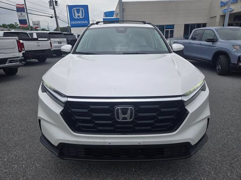 Used 2023 Honda CR-V EX image 2