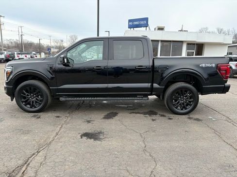 Used 2025 Ford F150 Lariat w/ Equipment Group 501A Mid image 2