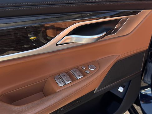 Used 2019 BMW 740i xDrive 740i xDrive w/ Executive Package image 13