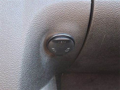 Used 2007 Saturn Sky w/ Premium Trim Pkg image 23