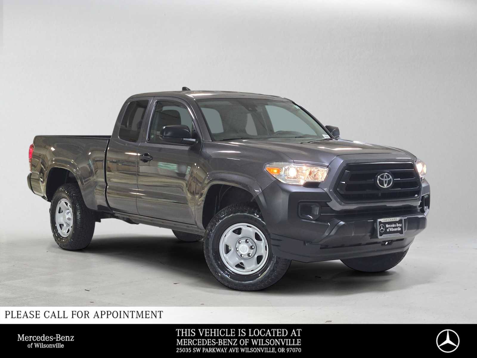 Used 2022 Toyota Tacoma SR RWD image 1