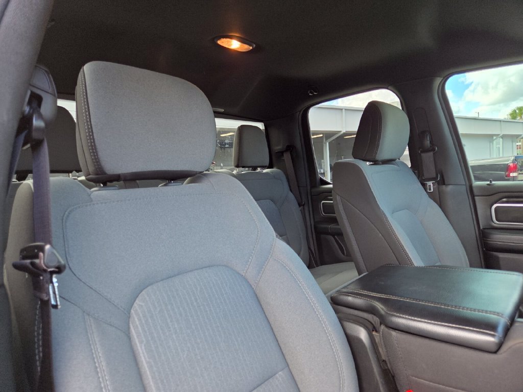 Used 2023 RAM 1500 Big Horn AWD/4WD image 15