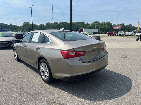 Used 2023 Chevrolet Malibu LT w/ Driver Confidence Package FWD image 3