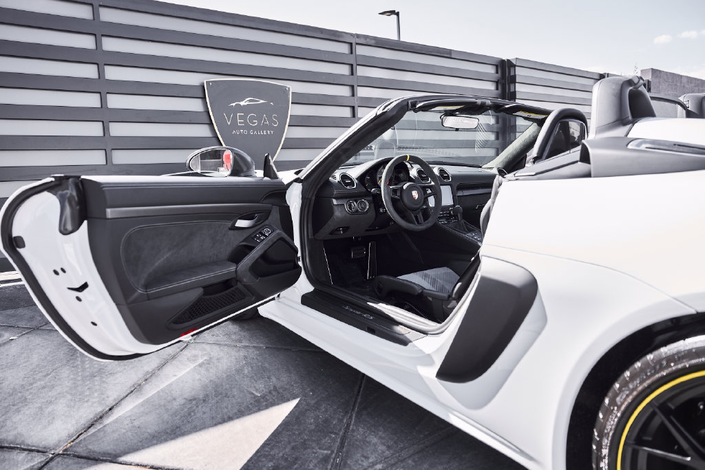 Used 2025 Porsche 718 Boxster Spyder RS RWD image 36