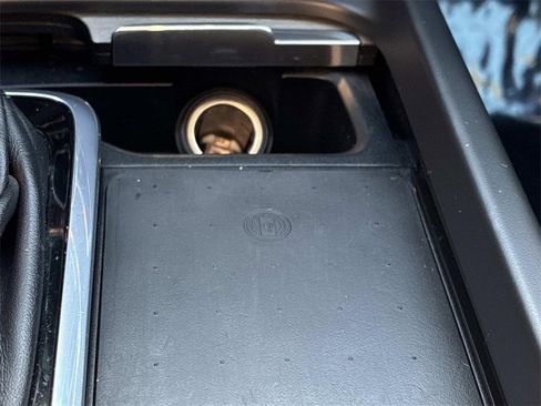 Used 2021 Volvo S60 T5 Inscription image 34