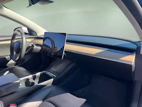 Used 2022 Tesla Model 3 Long Range AWD/4WD image 20