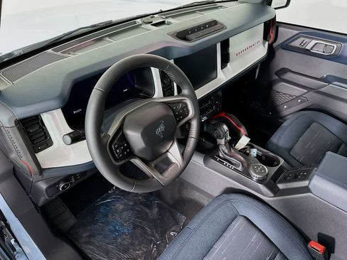 New 2025 Ford Bronco Heritage Edition image 2