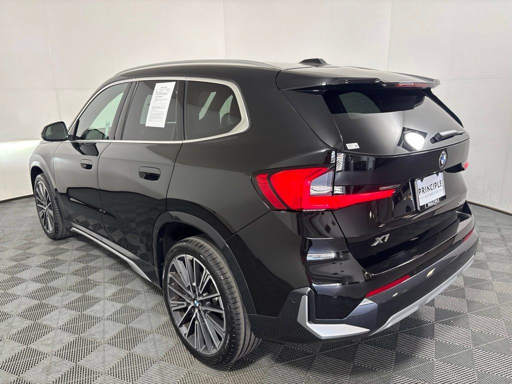 Certified 2025 BMW X1 xDrive28i w/ Convenience Package AWD/4WD image 7