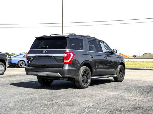 Used 2021 Ford Expedition XLT RWD image 10