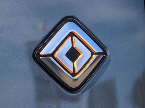 Used 2023 Rivian R1S Launch Edition AWD/4WD image 19